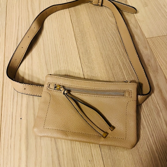 Love & Lore Cross body vegan leather purse - Picture 2 of 4